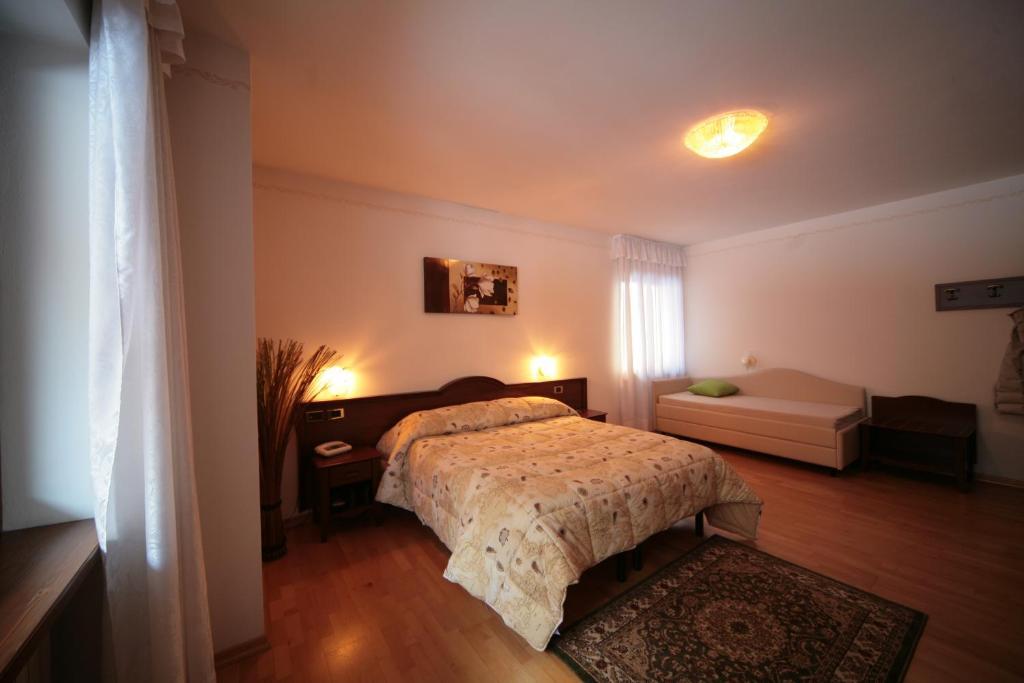 Hotel Marianna Rocca Pietore Habitación foto